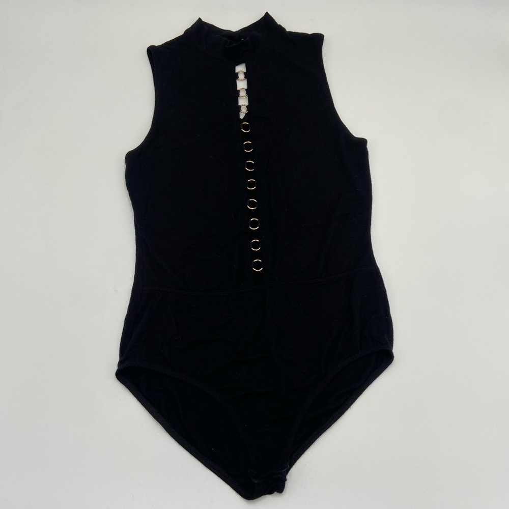 Black sleeveless bodysuit